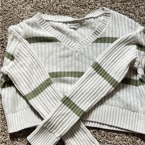 Size Small Aeropostale Cropped Sweater